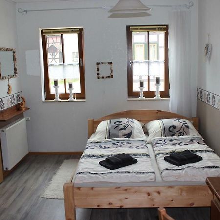 Ferienwohnung Schwarz Benshausen Exterior photo